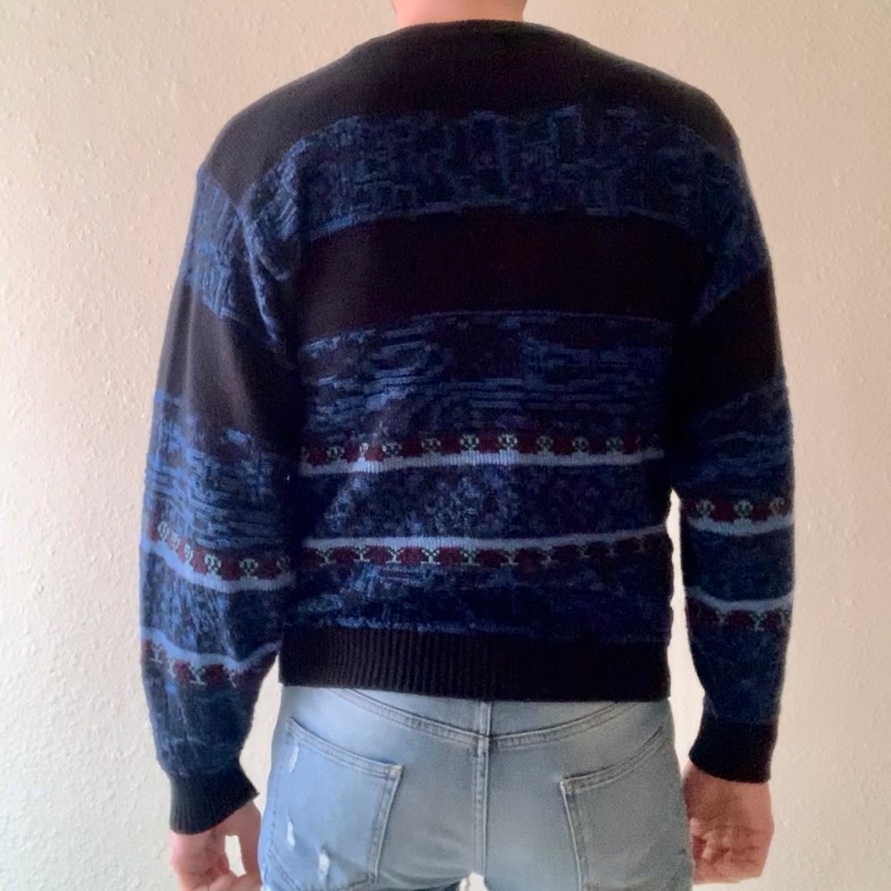 Vintage patterned sweater good condition - Picture 2 of 8